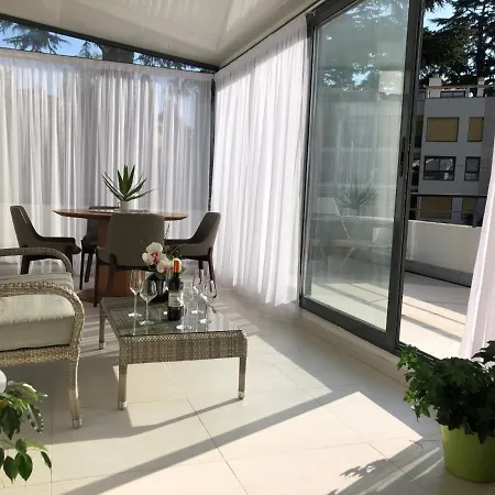Appartement Montfleury, 2 Terrasses, 2 Chambres , 2 Sdb , Pkg Prive Piscine, 15 Min Walk To Croisette Beach And Palais Des Festivals Cannes Esterno foto